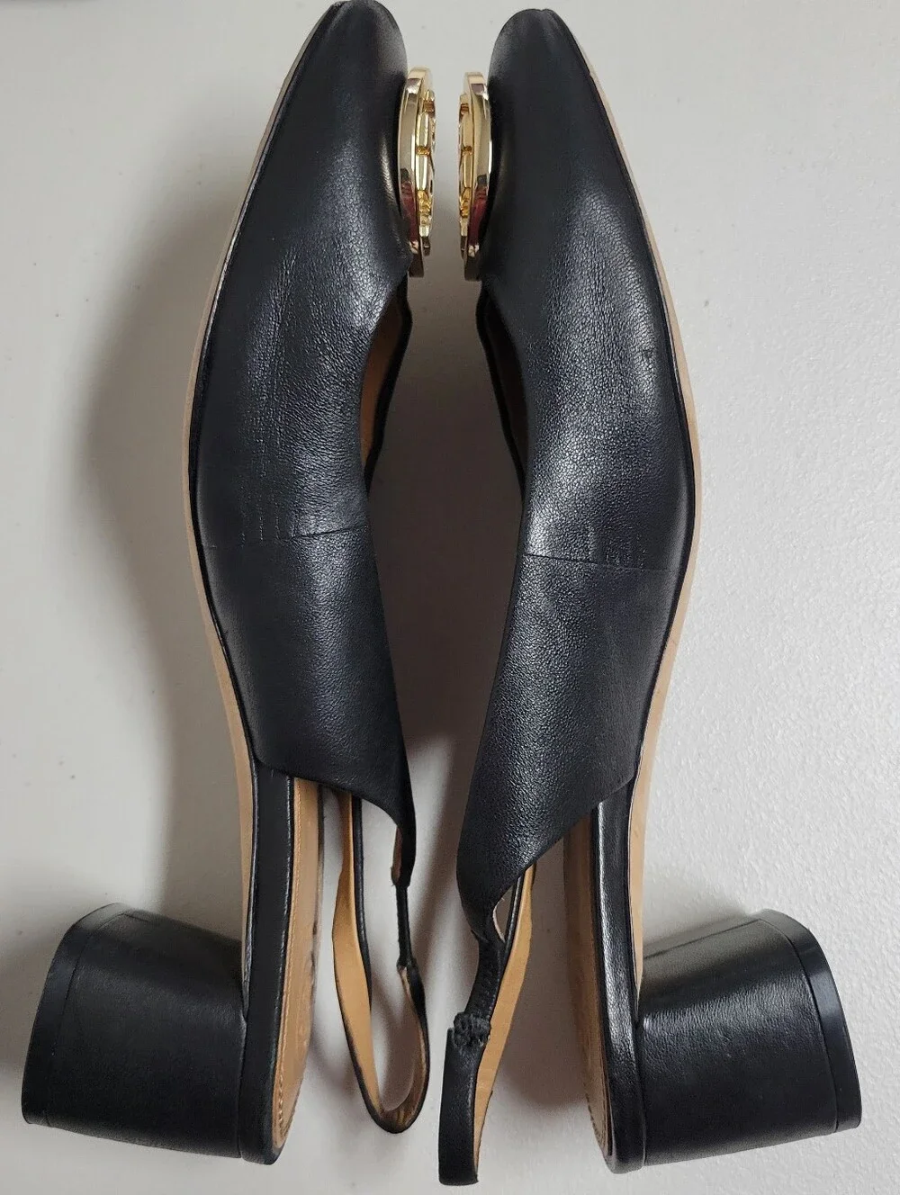 Tory Burch Benton Leather Slongback Pump Size 8M.